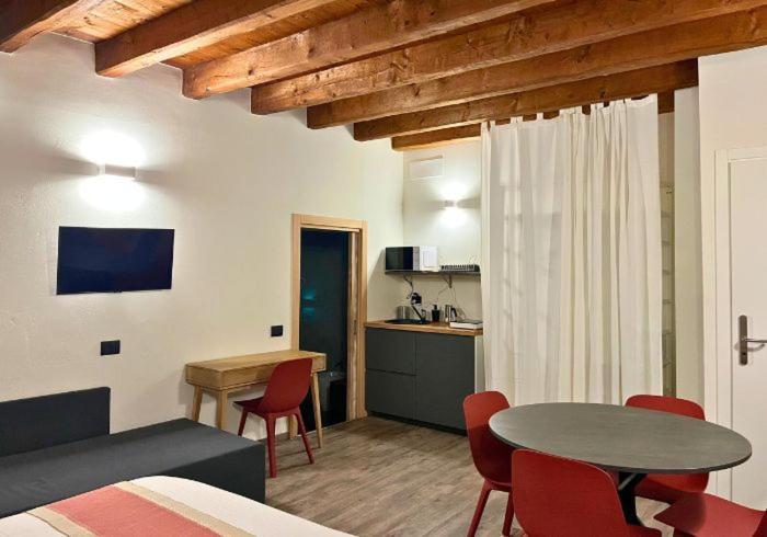 Annama Coliving Apartment เบรเชีย ภายนอก รูปภาพ